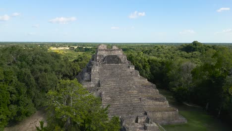 The-pyramid-of-theTemple-1-at-Chacchoben,-Mayan-archeological-site,-Quintana-Roo,-Mexico