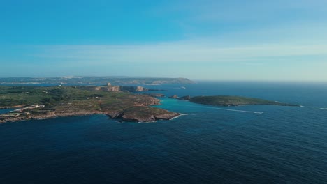 Famosa-Laguna-Azul-En-La-Isla-De-Comino,-Malta