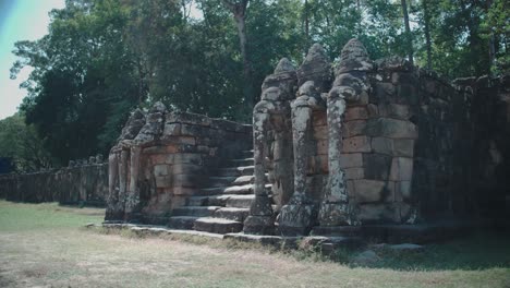 La-Terraza-De-Los-Elefantes-En-Angkor,-Camboya.