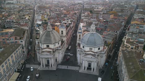 Hermoso-Dron-En-órbita-Filmado-Sobre-Dos-Iglesias-Gemelas-En-La-Piazza-Del-Popolo,-Roma,-Italia