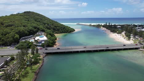 Tallebudgera-Creek-Bridge-With-Traveling-Vehicles-In-Gold-Coast,-Queensland,-Australia---Aerial-Drone-Shot