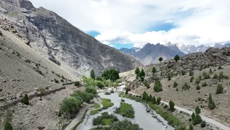 Drone-shot-of-Basho-Valley-in-skardu-view-of-mountains-and-trees-in-the-valley