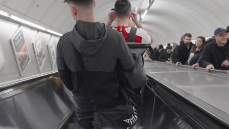 Euston-Station-passengers-and-visitors-heading-up-and-down-escalators