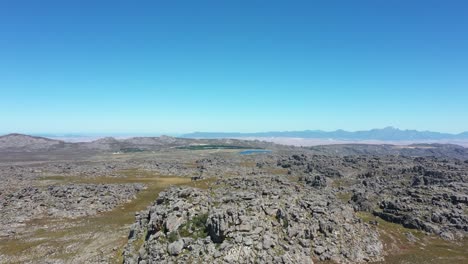 Aerial-footage-of-the-Cedarberg-Mountains