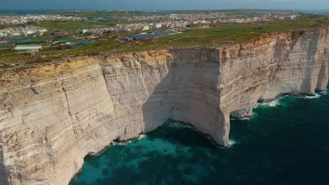 Klippen-Auf-Der-Insel-Gozo-In-Malta