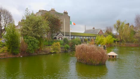 Blessington-Street-Basin,-Das-Ehemalige-Trinkwasserreservoir-Im-Norden-Dublins