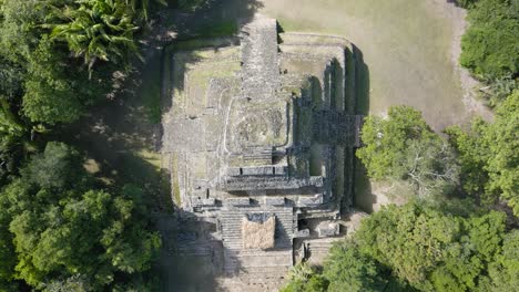 La-Pirámide-Del-Templo-1-En-Chacchoben,-Sitio-Arqueológico-Maya,-Quintana-Roo,-México