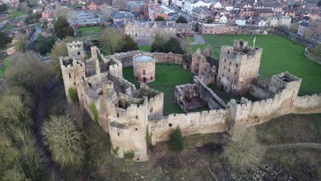 Castillo-De-Ludlow-En-Shropshire-Desde-Arriba