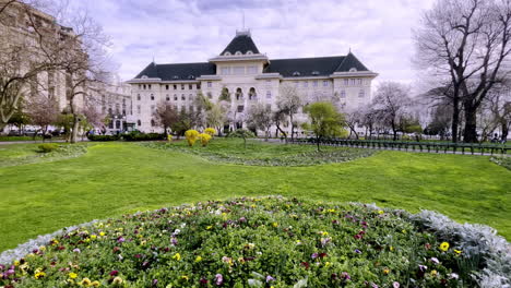 Ayuntamiento-De-Bucarest,-Bucarest-Rumania
