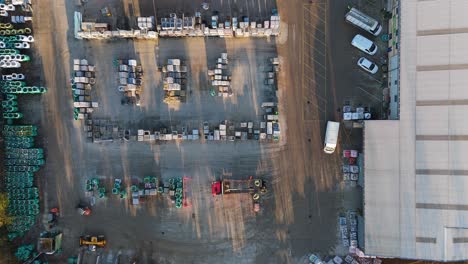 Imágenes-Aéreas-Aéreas-De-Drones-De-Patios-Industriales,-Comerciales