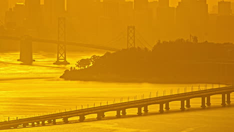 Timelapse,-Traffic-on-Oakland-Bridge-Above-San-Francisco-Bay-on-Hot-Summer-Day