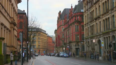 Traditional-Architecture-Along-The-Street-In-City-Centre-Of-Manchester-In-England