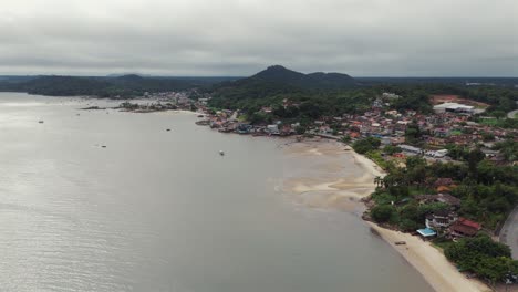 A-picturesque-fishing-village-graces-the-shores-of-Babitonga-Bay-in-São-Francisco-do-Sul
