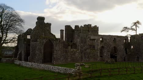 Dynamic-smooth-shot-features-Bective-Abbey,-Co-Meath,-Ireland