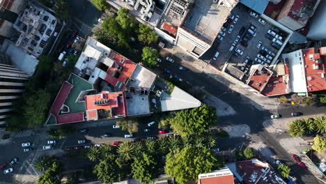 Mexiko-Stadt-Luftdrohne-Zur-Magischen-Stunde,-Vogelperspektive-Dreht-Sich-Gegen-Den-Uhrzeigersinn