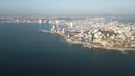 Luftbild-Drohne-Landschaft-Panorama-Mazatlan-Sinaloa-Mexiko-Blue-Ocean-Resort-Küste-Strand-Reiseziel-In-Lateinamerika