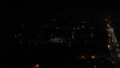 Vista-De-Ariel-De-La-Ciudad-De-Sialkot-Pakistán-Por-La-Noche