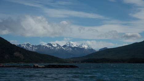 Mountain-Lakes-Of-Tierra-Del-Fuego-National-Park-In-Ushuaia,-Tierra-Del-Fuego,-Argentina