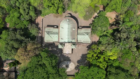 Town-Hall-museum-closeup-to-wide-drone-view-in-kolhapur-in-Maharashtra