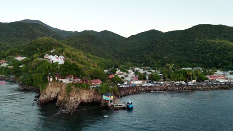 Erkundung-Des-Cousteau-Reservats:-Luftaufnahmen-Der-Meerespracht-In-Guadeloupe,-Aufgenommen-Mit-60-Bildern-Pro-Sekunde