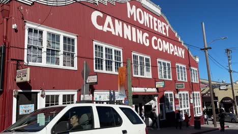 Monterey-Canning-Company-Und-Lagerhaus,-Straßenansicht