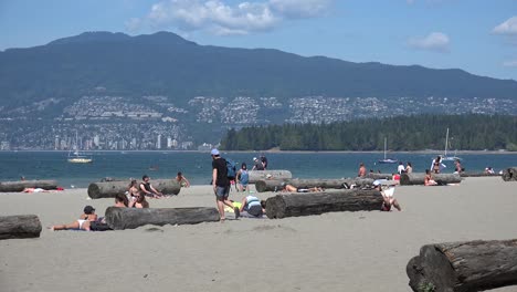 Kitsilano-Beacn-and-Stanley-Park,-Vancouver-BC-Canada