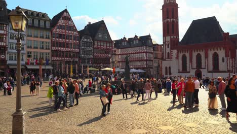 The-eastern-part-of-Römerberg-Square-in-Frankfurt,-also-known-as-Samstagsberg-,-represents-a-row-of-historical-half-timbered-houses