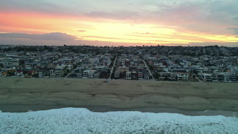 Calm-aerial-view-of-coastal-neighborhood-near-Manhattan-Beach