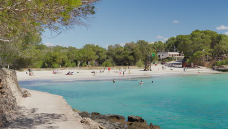 Majestic-Cala-Mondrago-beach-with-turquoise-waters-in-Mallorca