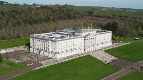 Aerial-shot-of-Stormont-Buildings,-Belfast-where-the-Northern-Ireland-Assembly-sits