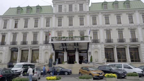 Cars-Parked-In-Front-Of-Grand-Hotel-Traian-In-Iasi,-Romania