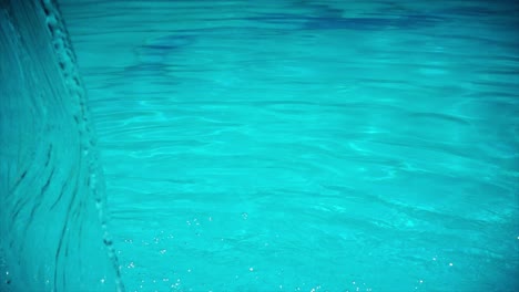 Schwimmbad-Wasser-Zeitlupe
