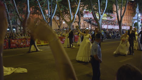 Novias-De-San-António---Fiestas-En-Lisboa---Fiesta-De-La-Iglesia---Antonio-De-Lisboa