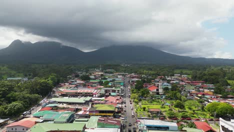 Luftaufnahme-über-La-Fortuna,-Costa-Rica