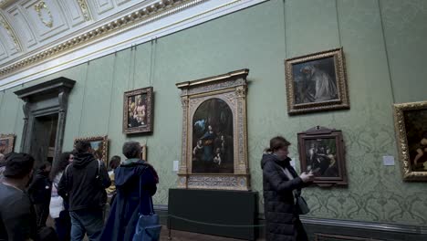 Visitors-In-Room-9-Showcasing-Venetian-paintings-In-The-National-Portrait-Gallery-In-London