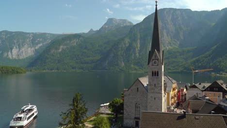 Ferry-Sails-Across-Hallstatt-Lake