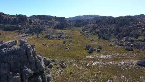 Aerial-footage-of-the-Cedarberg-Mountains