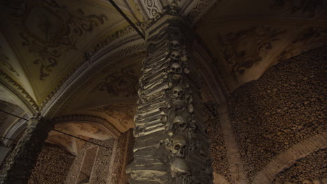 Capilla-De-Los-Huesos-En-Évora,-Portugal.