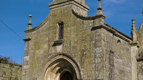 Iglesia-Rústica-De-San-Tomé-De-Morgade,-Xinzo-De-Limia,-Histórico-Y-Sereno-Ourense,-Galicia,-España