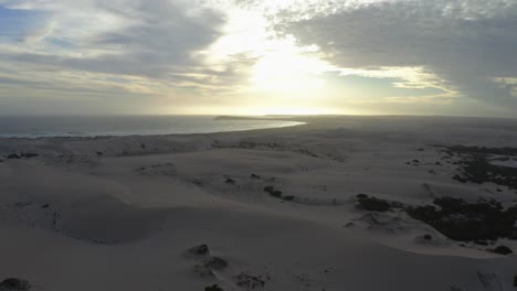 Aerial-drone-view-of-the-vast-sand-dunes-of-Fowlers-Bay,-Eyre-Peninsula,-South-Australia