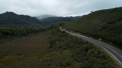 Lyell-Highway-Through-Franklin-Gordon-Wild-Rivers-National-Park-In-Southwest,-Tasmania,-Australia