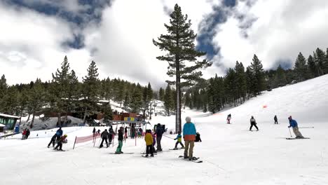 Diamond-Peak-Skigebiet-Im-Norden-Von-Lake-Tahoe,-Incline-Village,-Nevada