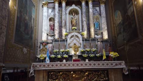 Altar-Der-Basilika-San-José-De-Flores,-Heimatstadt-Von-Papst-Franziskus,-Argentinisches-Wahrzeichen,-Christliche,-Religiöse,-Eklektische-Architektur