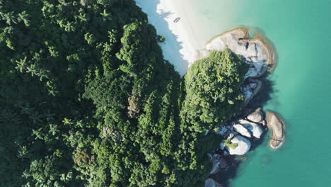 Die-Insel-Campeche-Mit-Ihrem-Türkisfarbenen-Und-Transparenten-Wasser