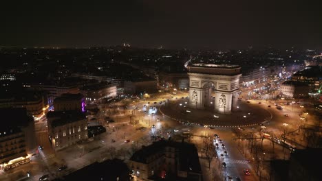 Arco-Triunfal-En-La-Noche,-París