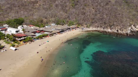 Overhead-perspective-of-Bahia-la-Entrega-in-Huatulco,-Oaxaca,-Mexico