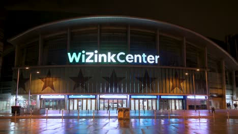 The-WiZink-Center,-Madrid's-indoor-sports,-trade,-and-music-event-arena,-seen-at-nighttime