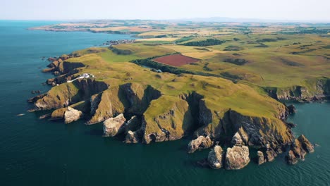 Soaring-Over-Scottish-Coast:-St-Abbs-Head's-Natural-and-Historic-Beauty