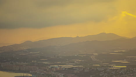 Niebla-Niebla-Lapso-De-Tiempo-Málaga-España-Ciudad-Destaca-Ciudad-Costera-Mediterránea
