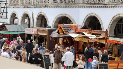 General-mood-at-the-medieval-market-in-Menden-Sauerland